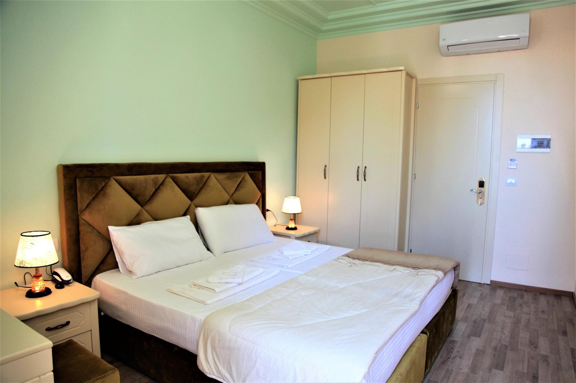 Hotel Veliera Durres Luaran gambar